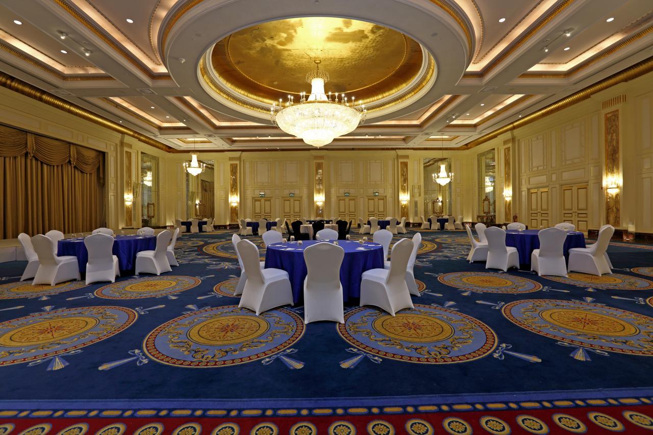 Radisson Blu Hotel, Riyadh Bagian luar foto